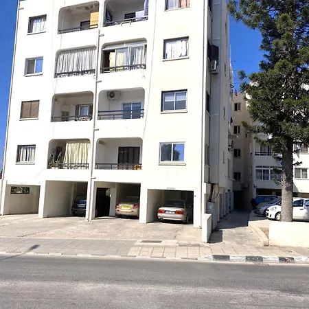 Mediterranean 2 דירה *